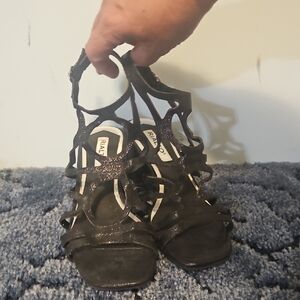 Black Strappy Women's Sandals